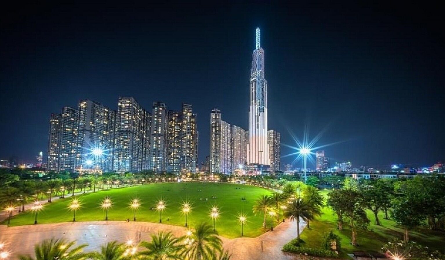 Landmark 81 / Central Park