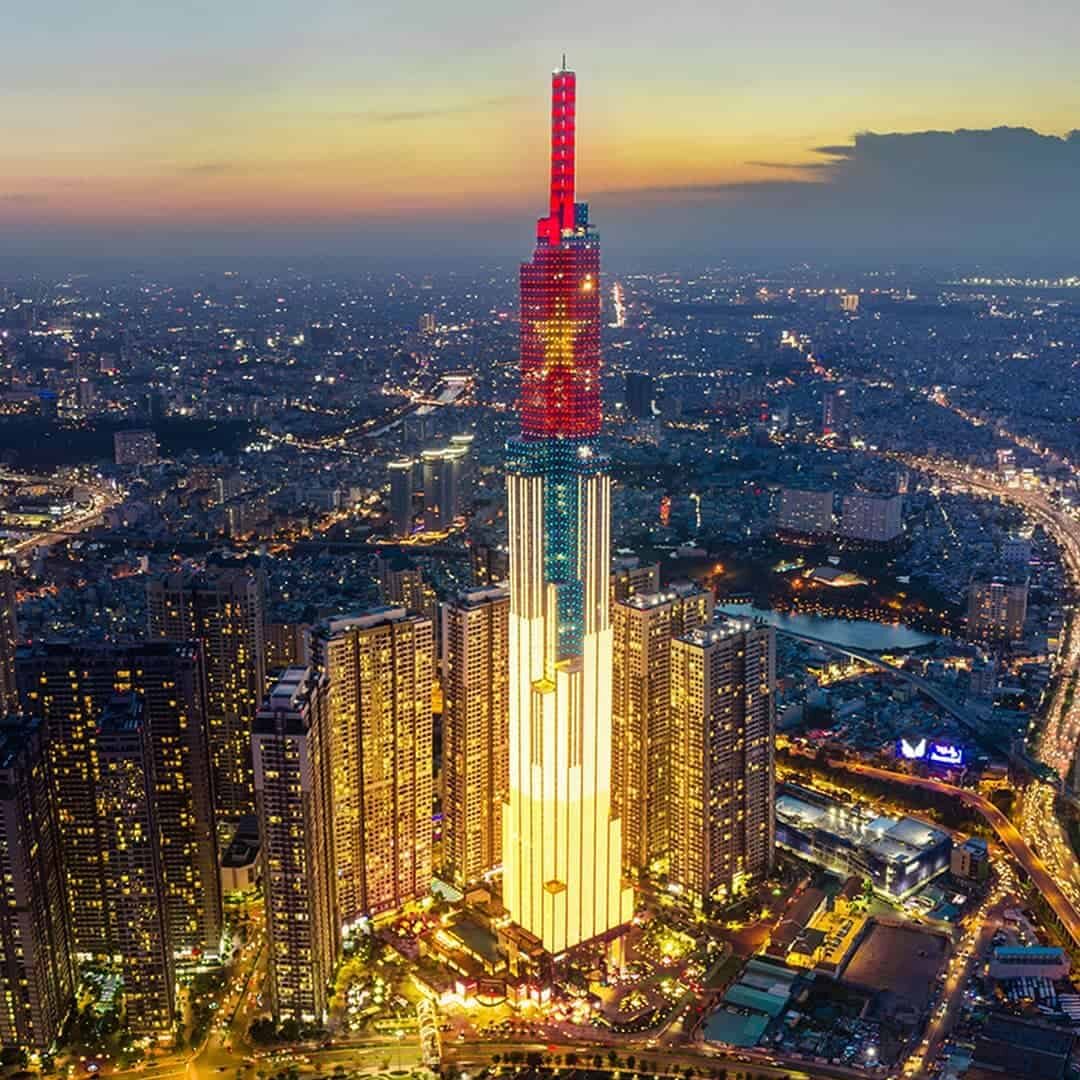 Landmark 81 / Central Park