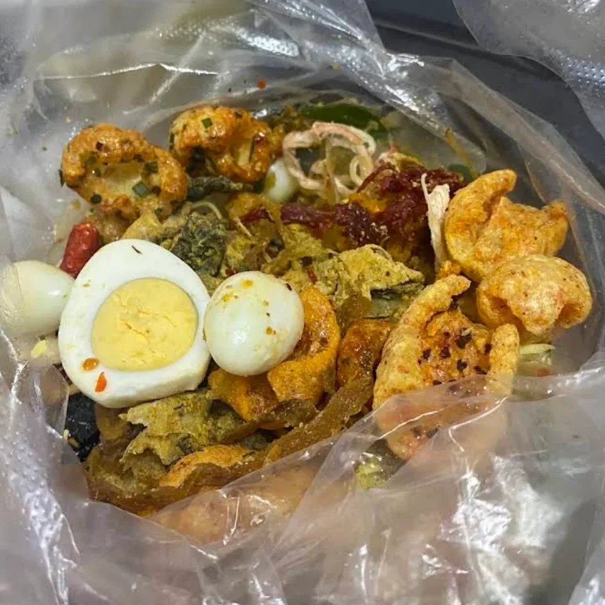 Bánh tráng trộn Long