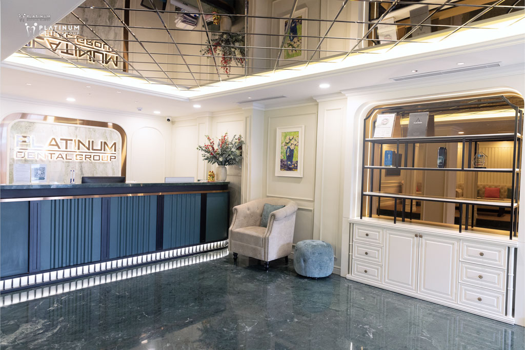 2 Sảnh lobby platinum Dental